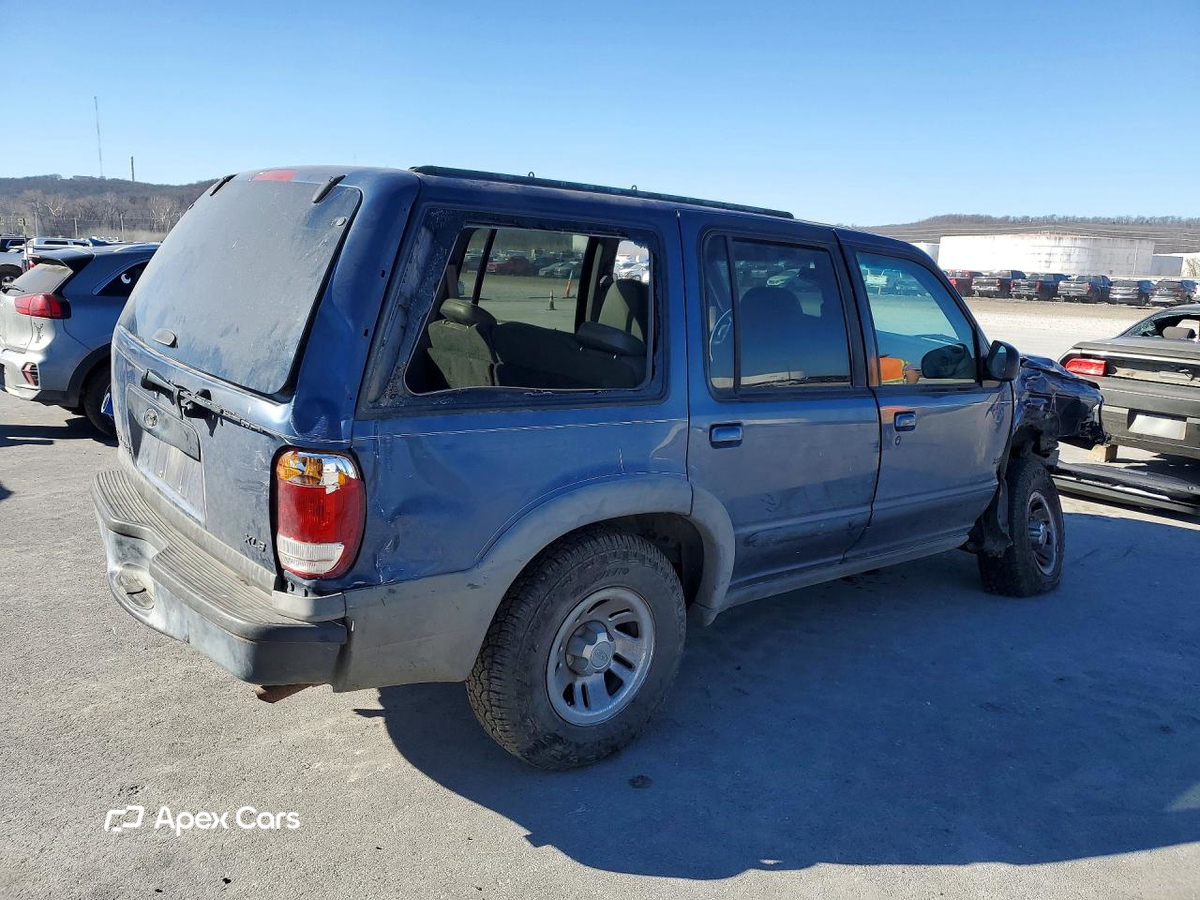 Ford Explorer 2000