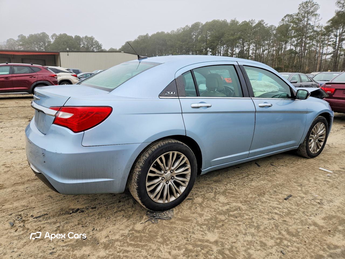 Chrysler 200 2012