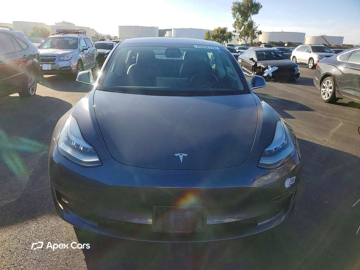 Tesla Model 3 2018