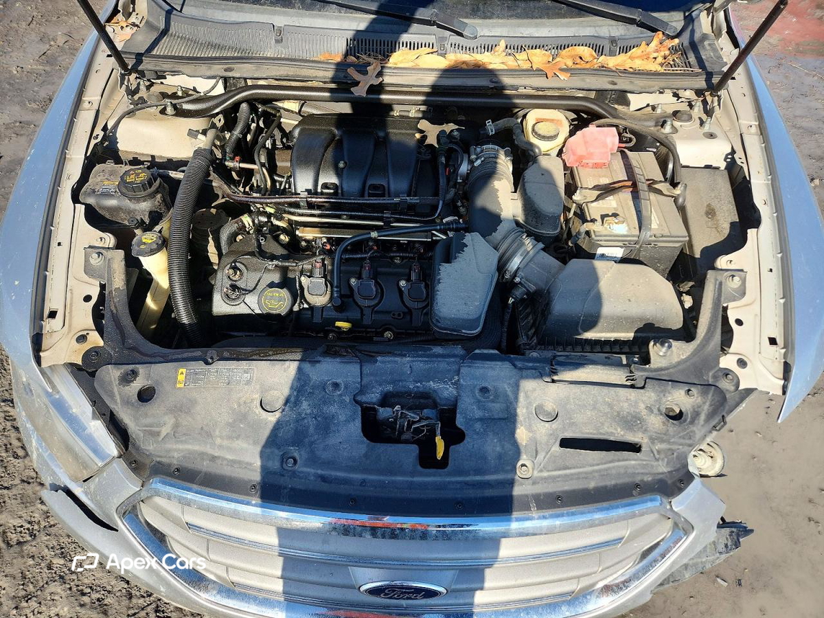 Ford Taurus 2015