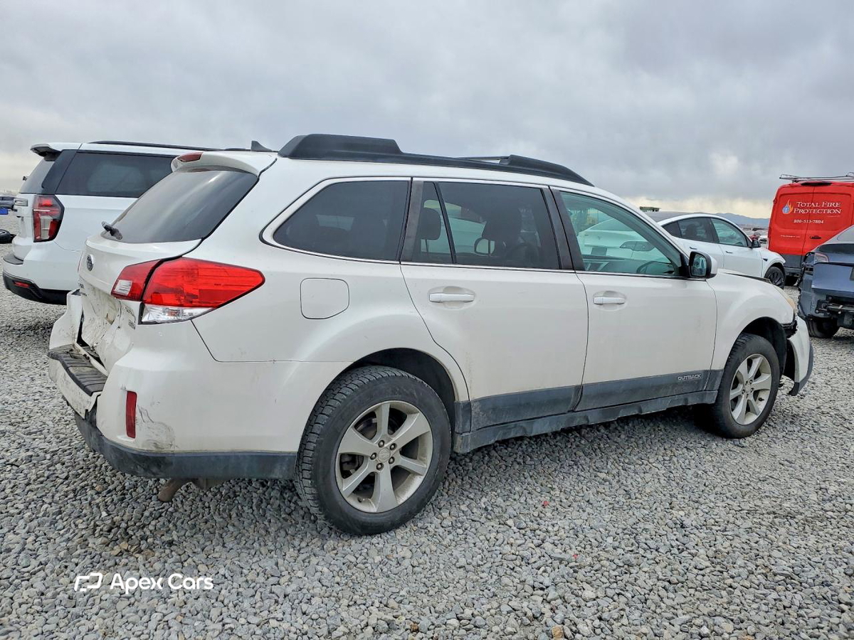 Subaru Outback 2013
