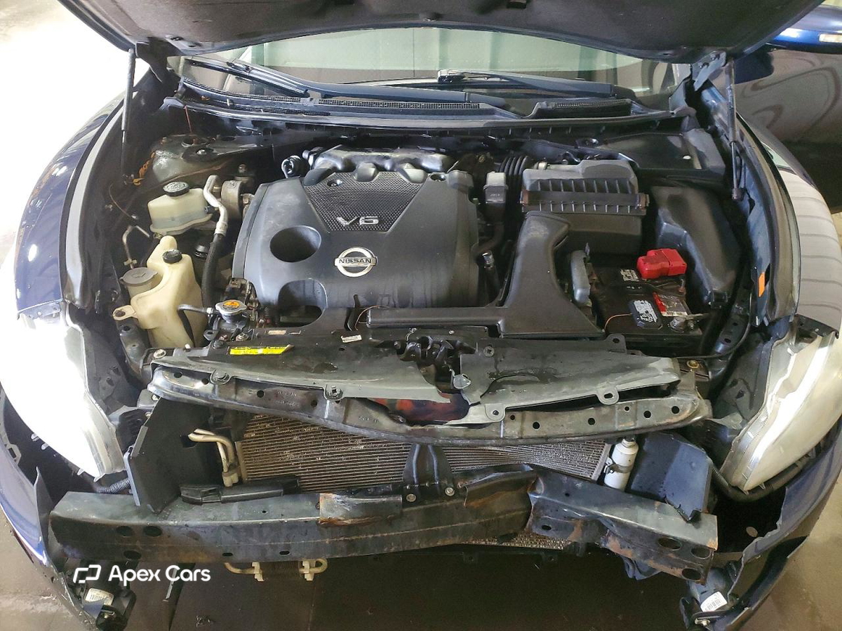 Nissan Maxima 2014