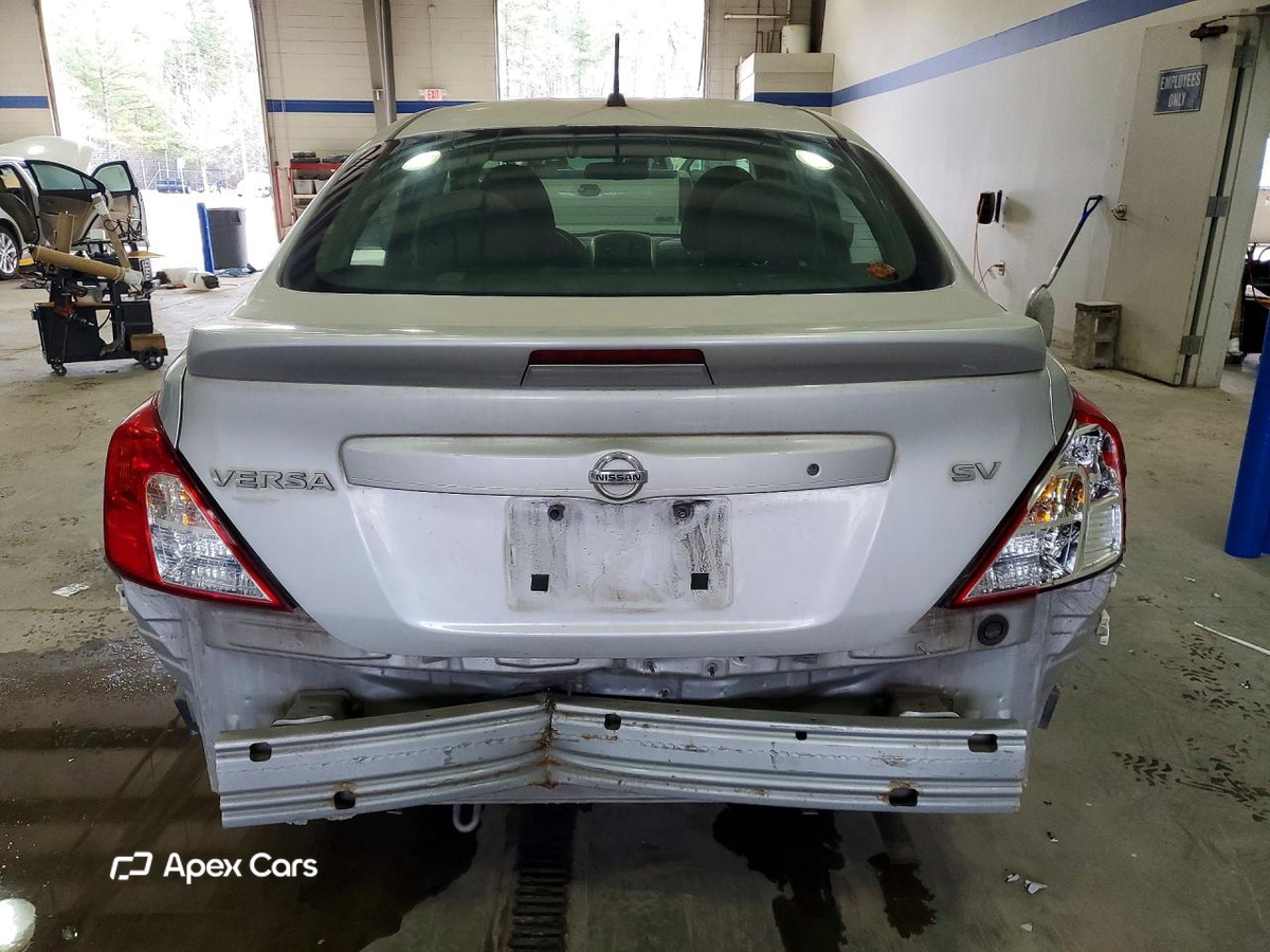 Nissan Versa 2017