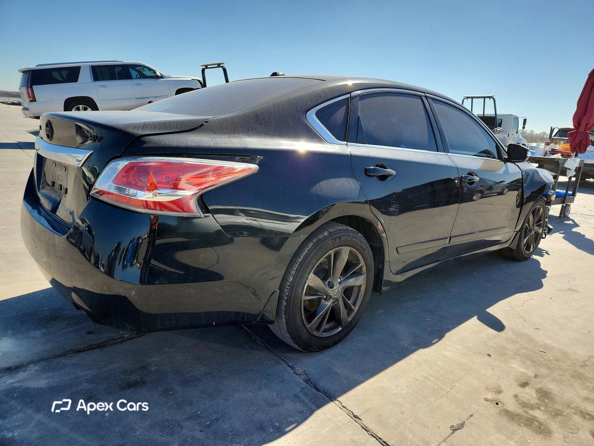 Nissan Altima 2015