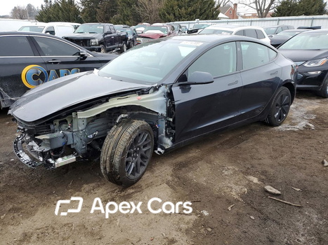 Tesla Model 3 2025 - Zdjęcie 1 z 5