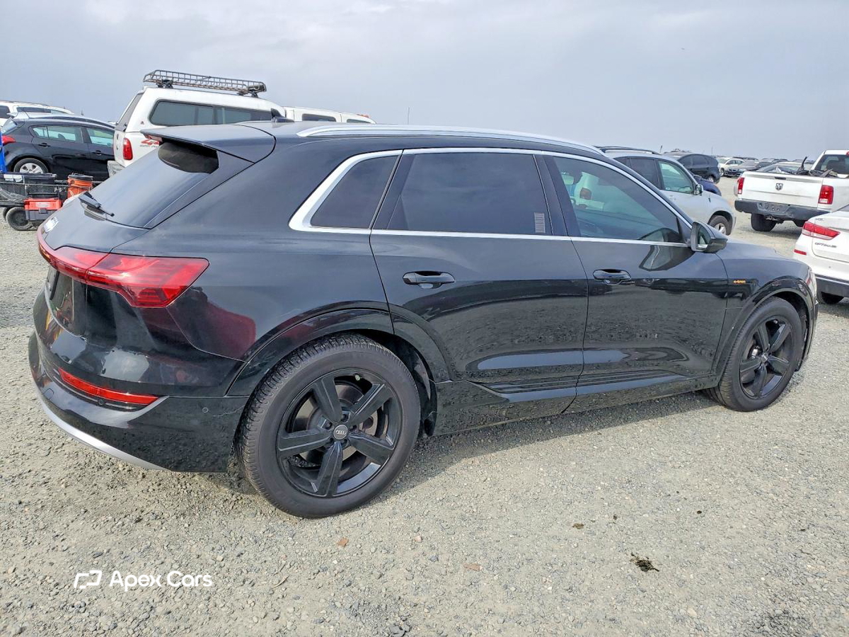 Audi e-tron 2019