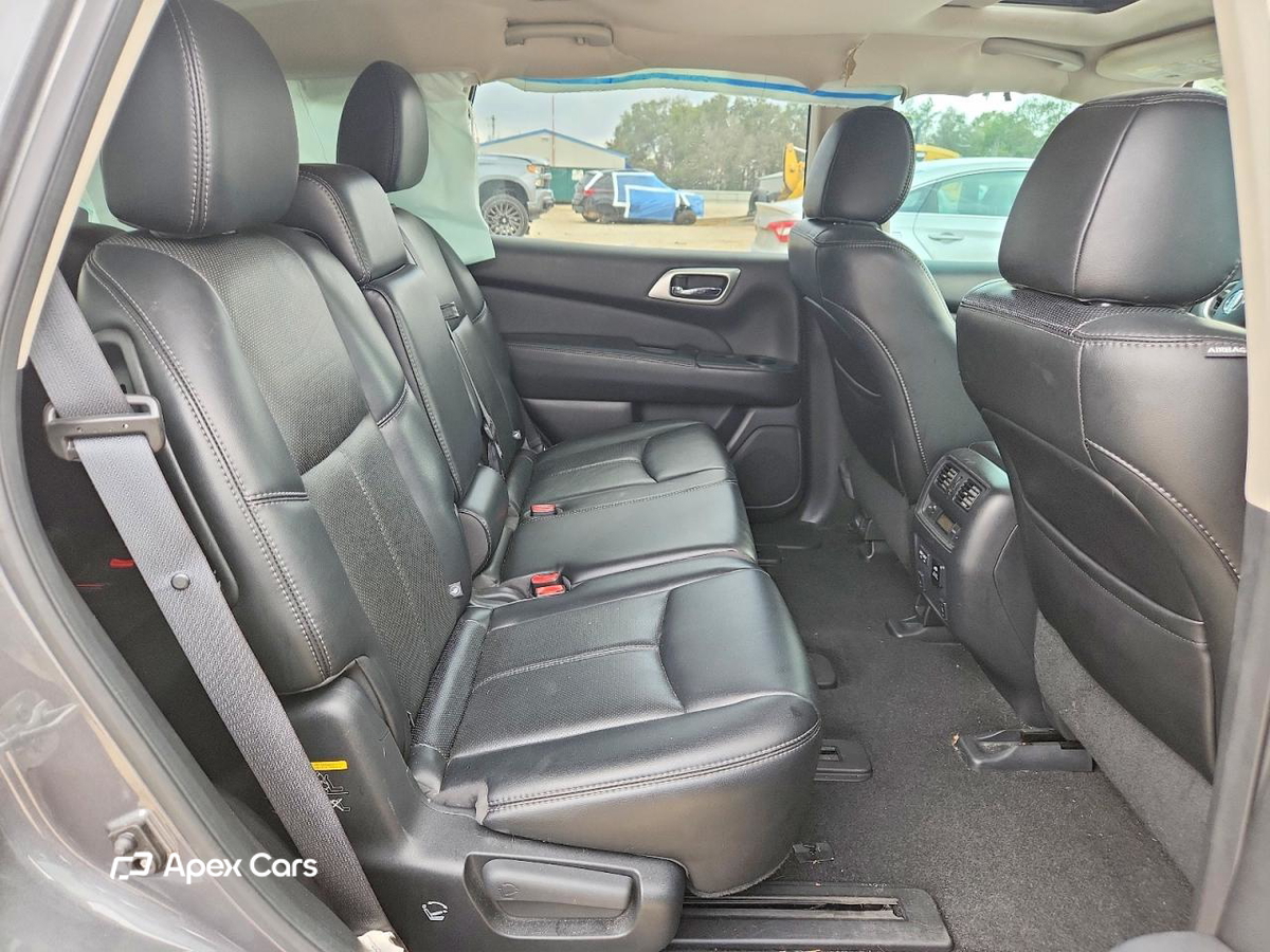 Nissan Pathfinder 2017