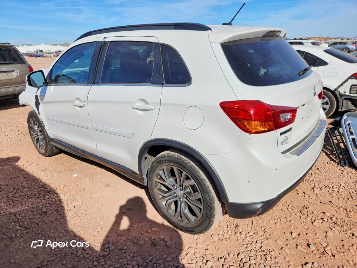 Mitsubishi Outlander 2016