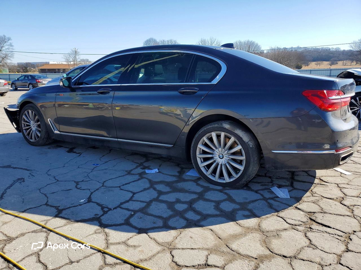 BMW Series 7 2016