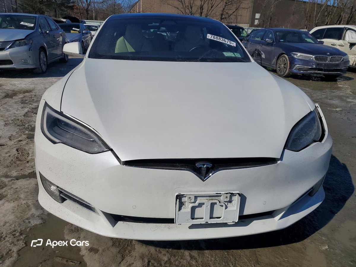 Tesla Model S 2020
