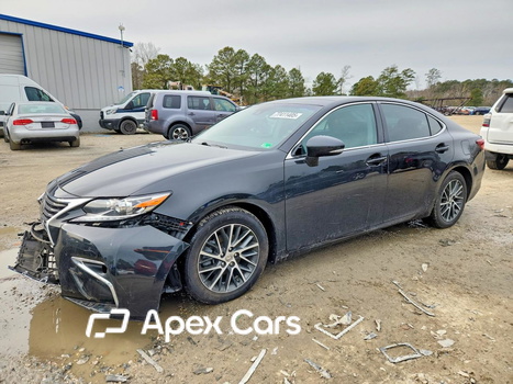 Lexus ES 2018 - Image 1 of 12