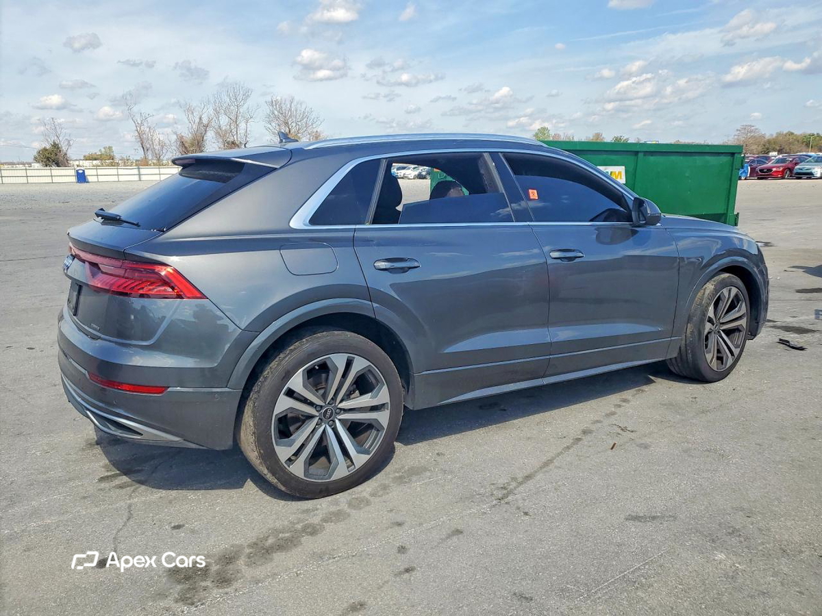 Audi Q8 2021