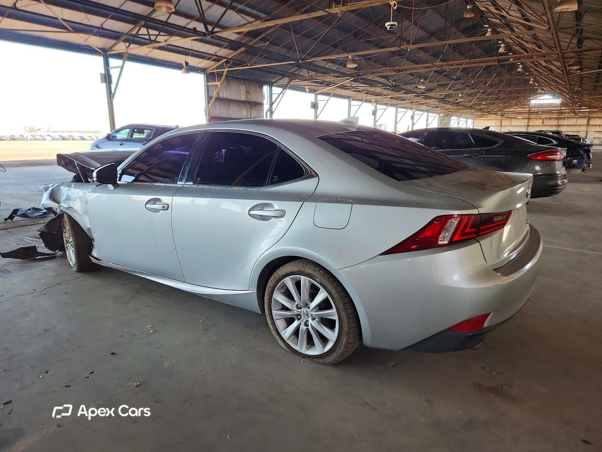 Lexus IS 2015