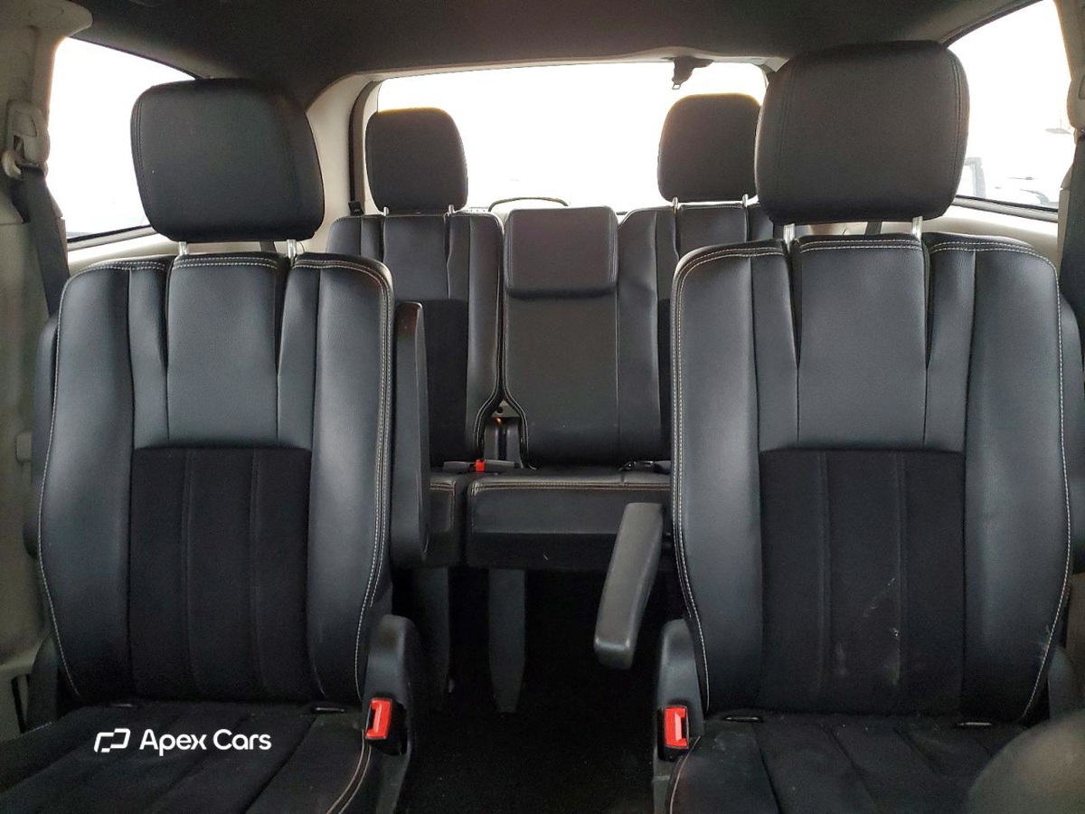 Dodge Caravan 2018