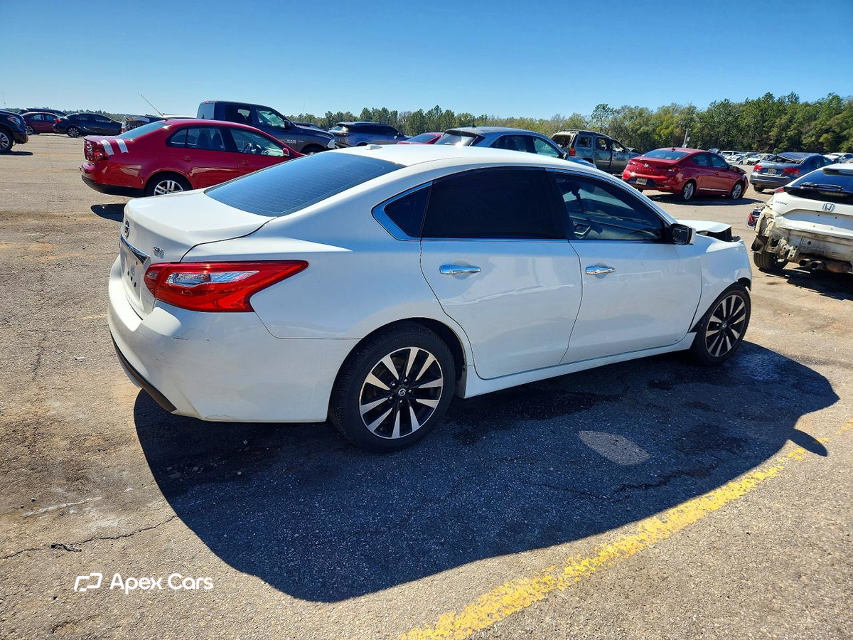 Nissan Altima 2018