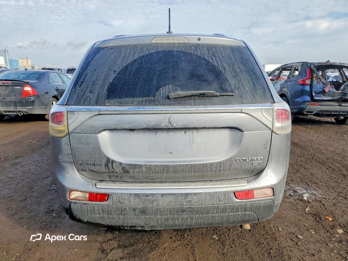 Mitsubishi Outlander 2014