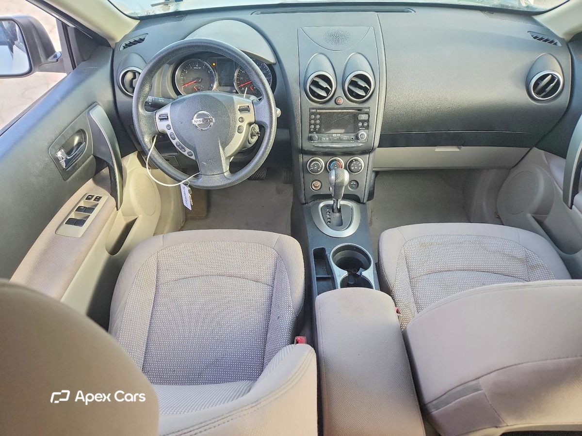 Nissan Rogue 2011