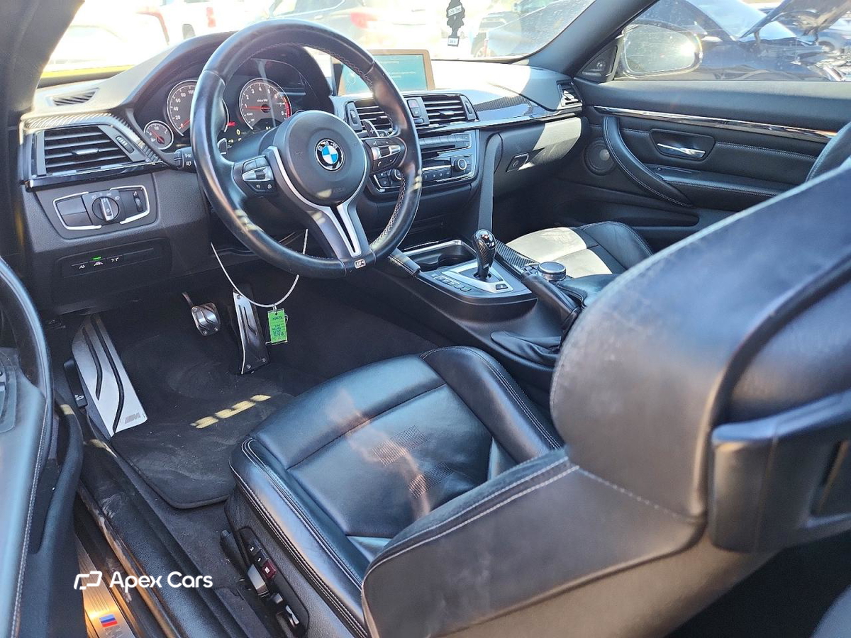 BMW M4 2015