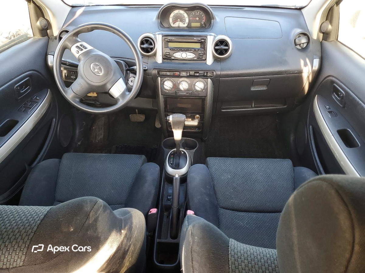 Toyota  2006
