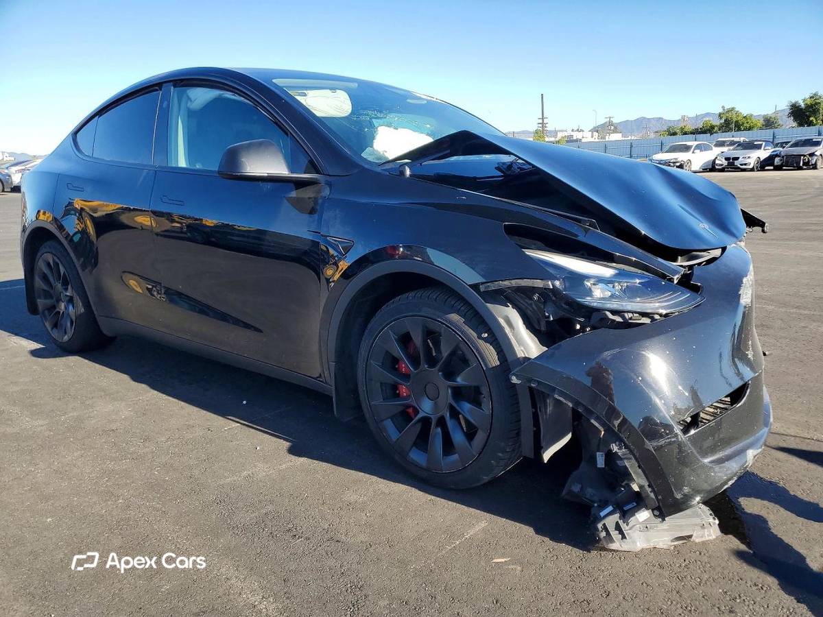 Tesla Model Y 2023