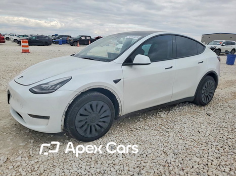 Tesla Model Y 2023 - Image 1 of 13