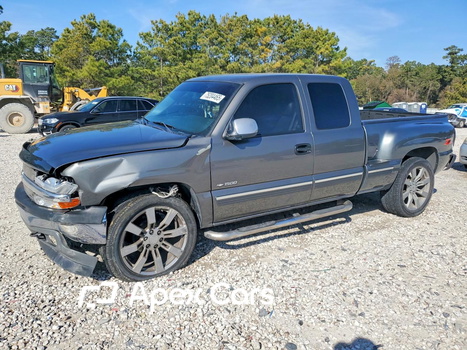 Chevrolet Silverado 2000 - Image 1 of 12