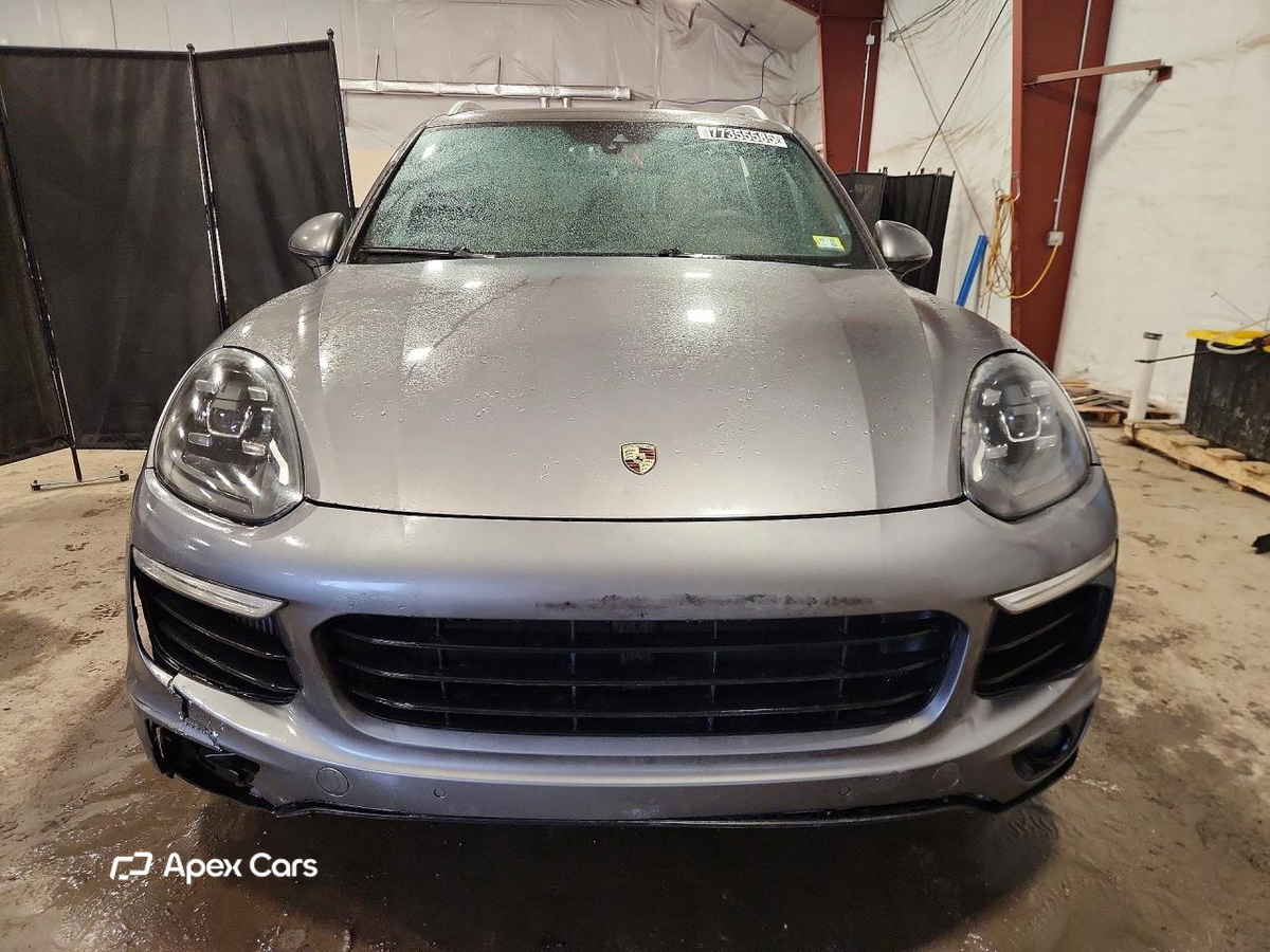 Porsche Cayenne 2016