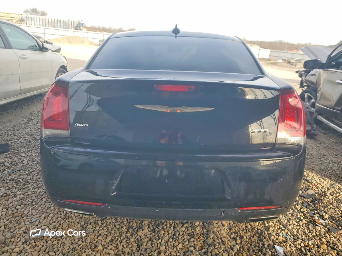 Chrysler 300 2019