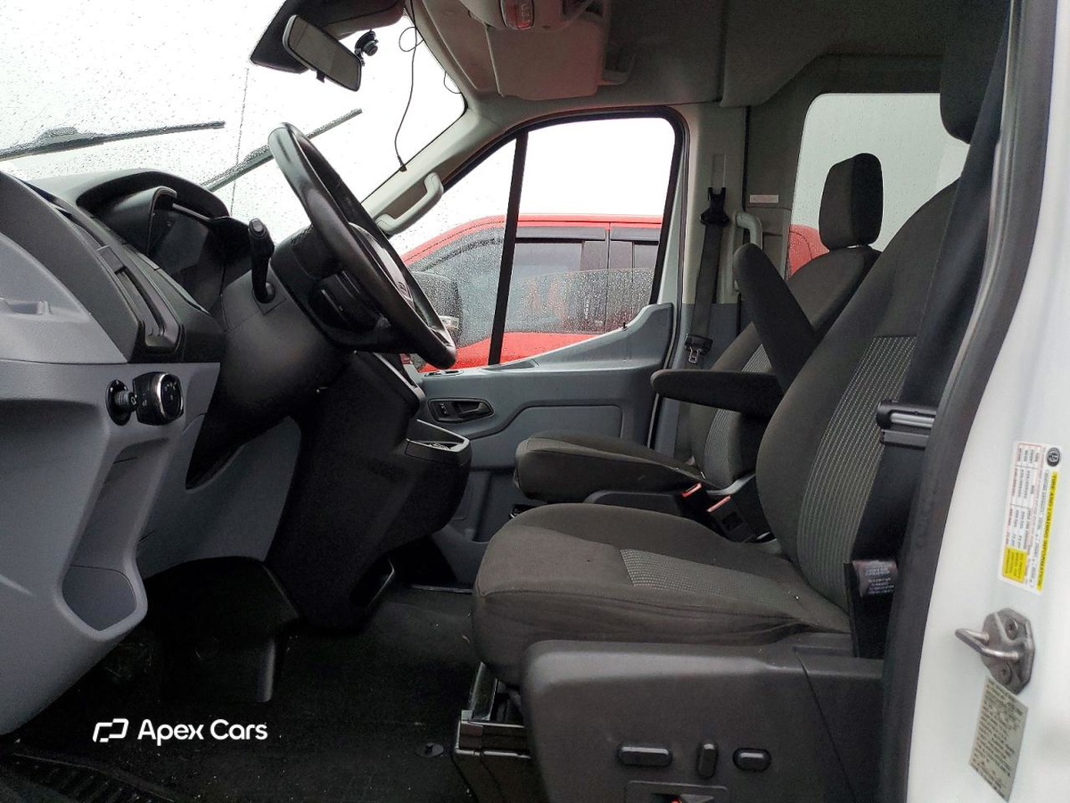Ford Transit 2017