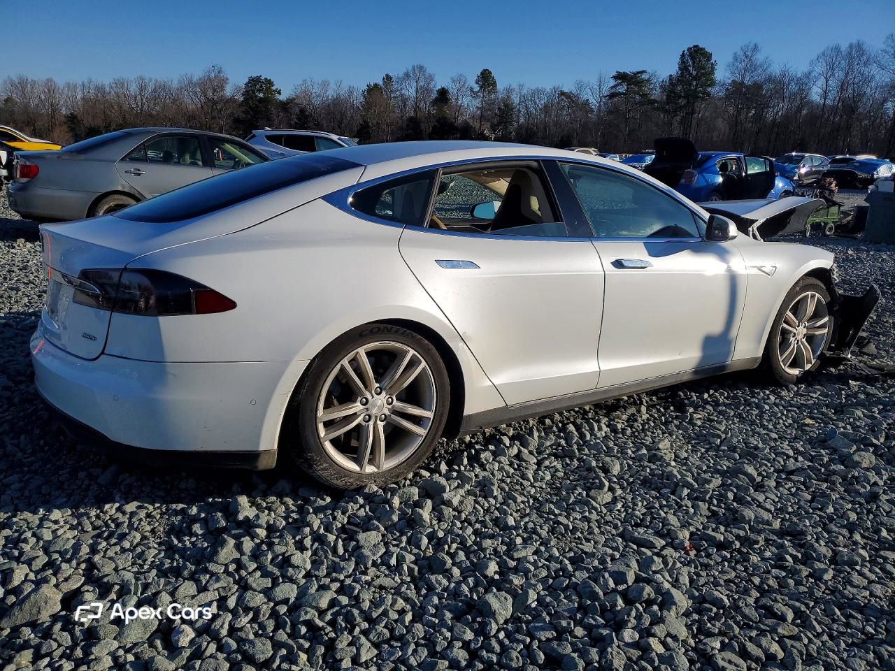 Tesla Model S 2015