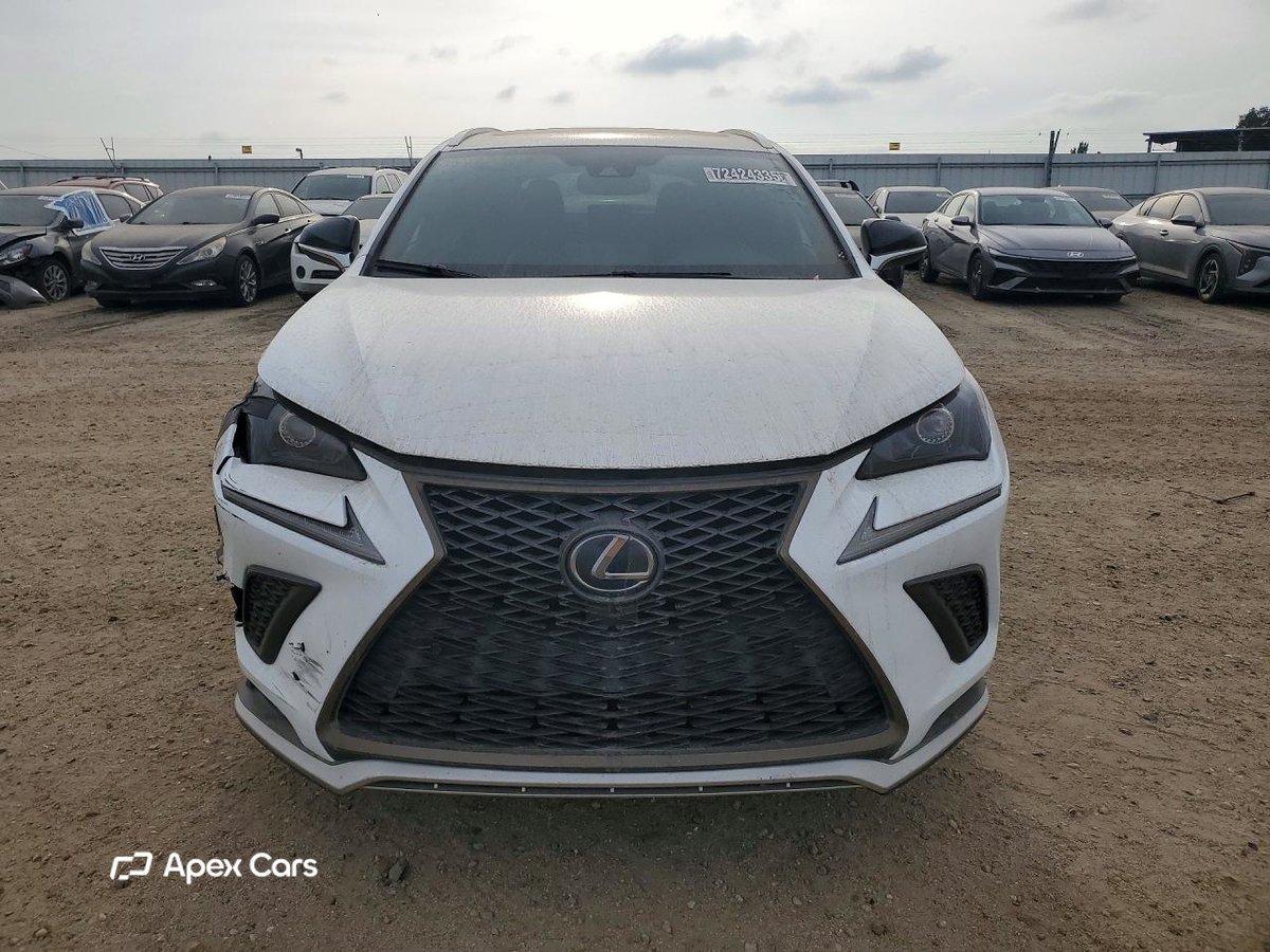 Lexus NX 2021