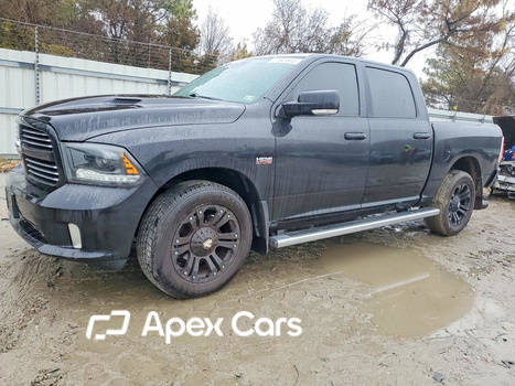 RAM 1500 2015 - Zdjęcie 1 z 13
