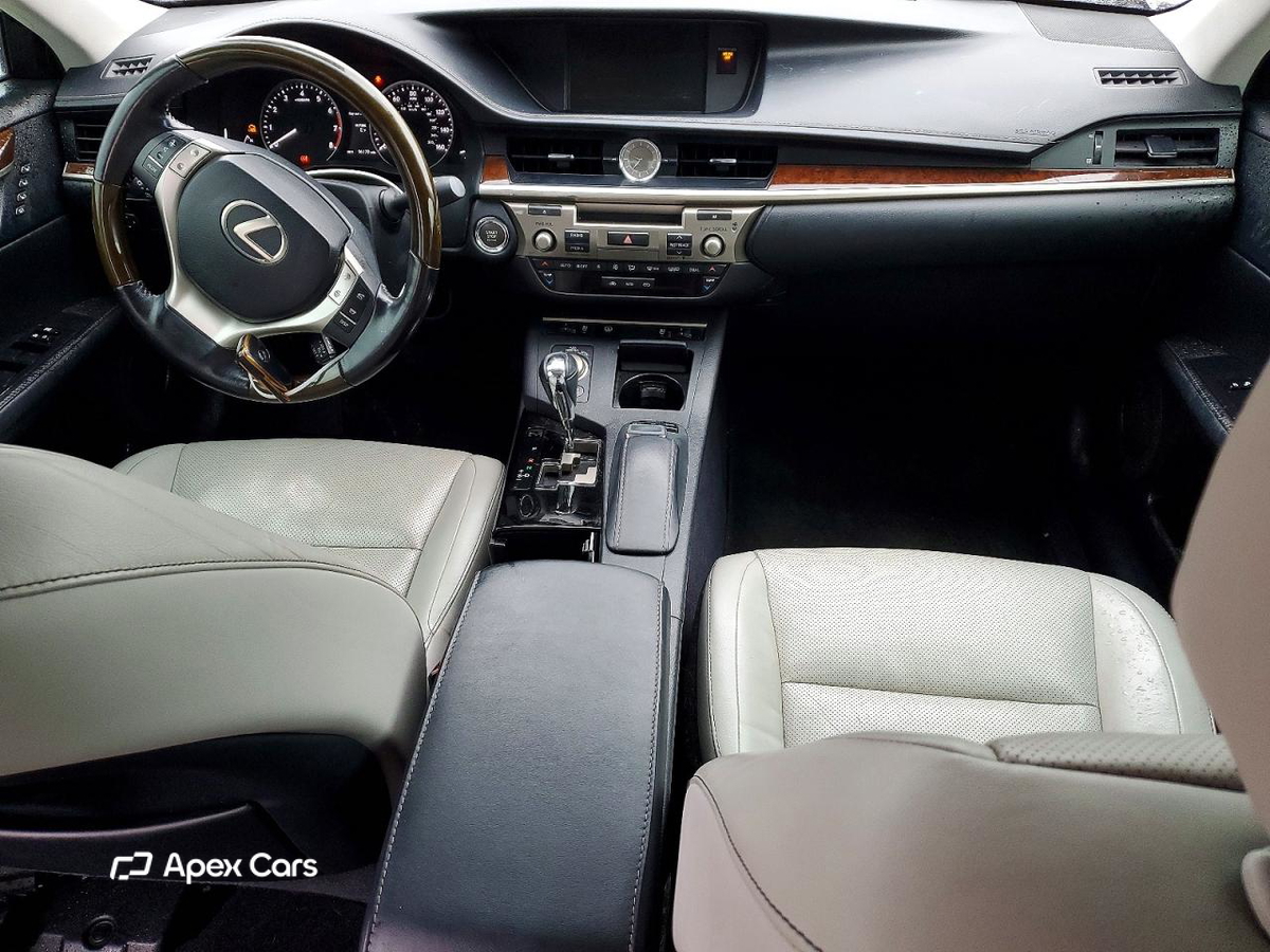 Lexus ES 2015