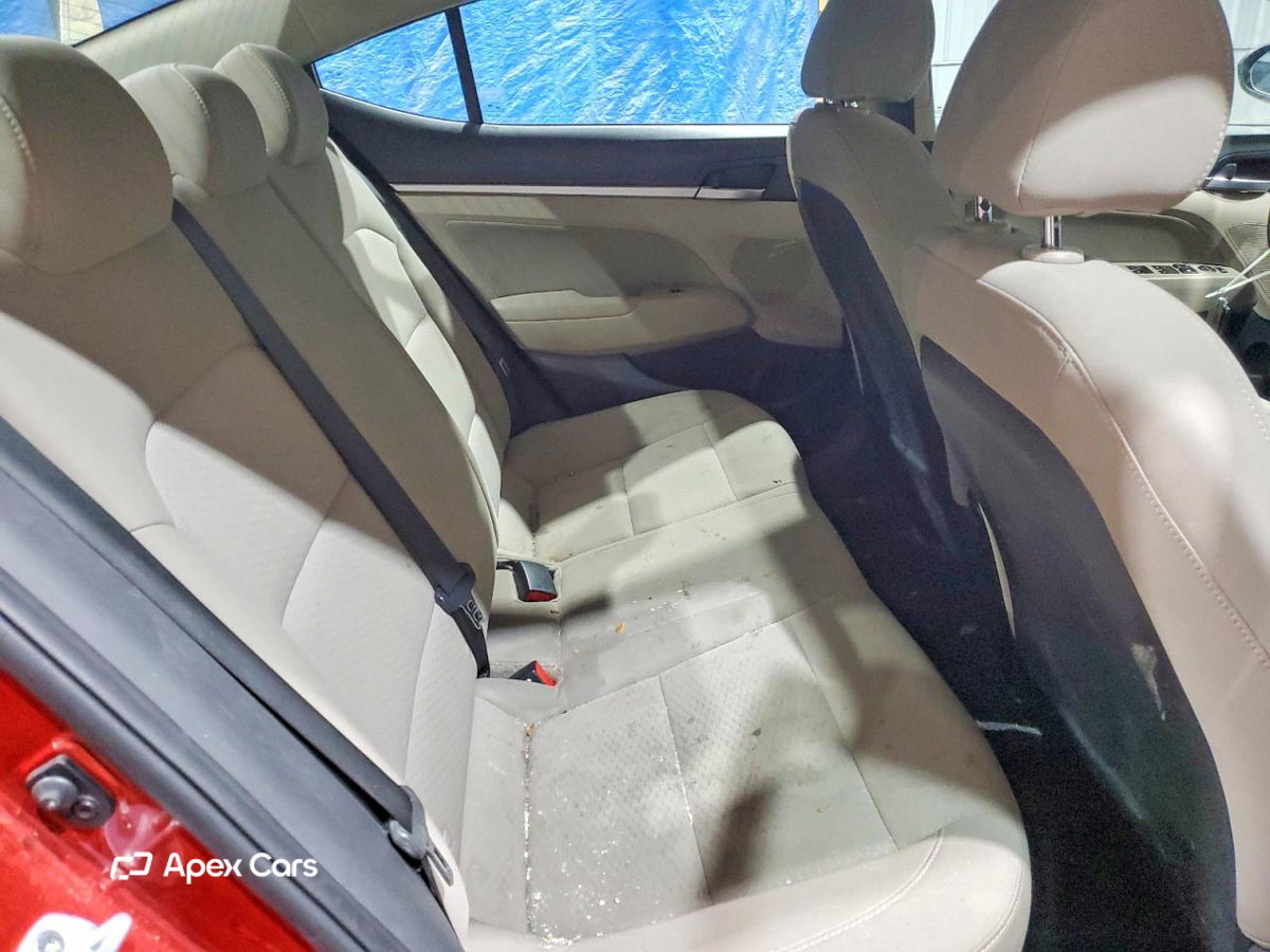 Hyundai Elantra 2019
