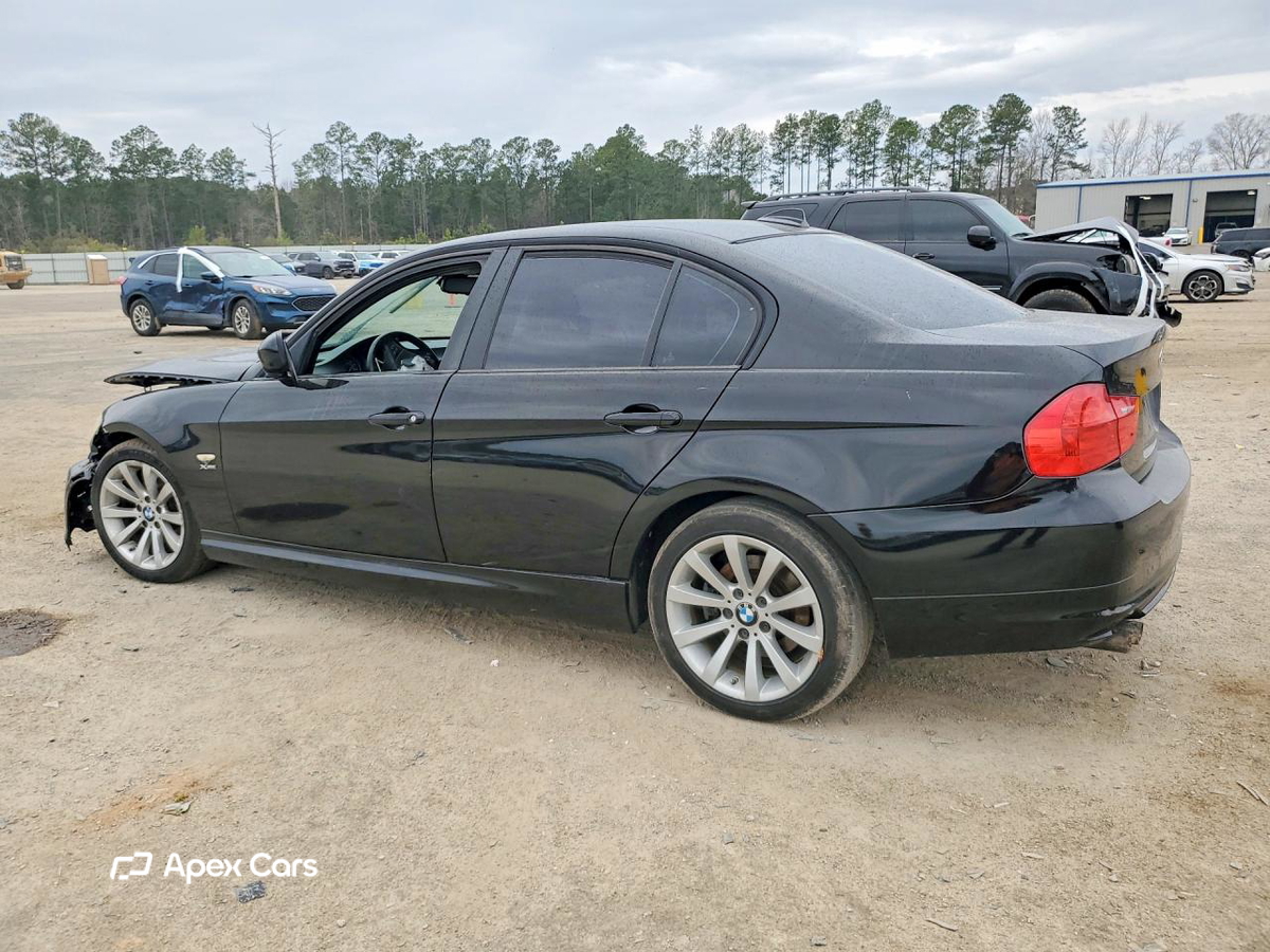 BMW Series 3 2011