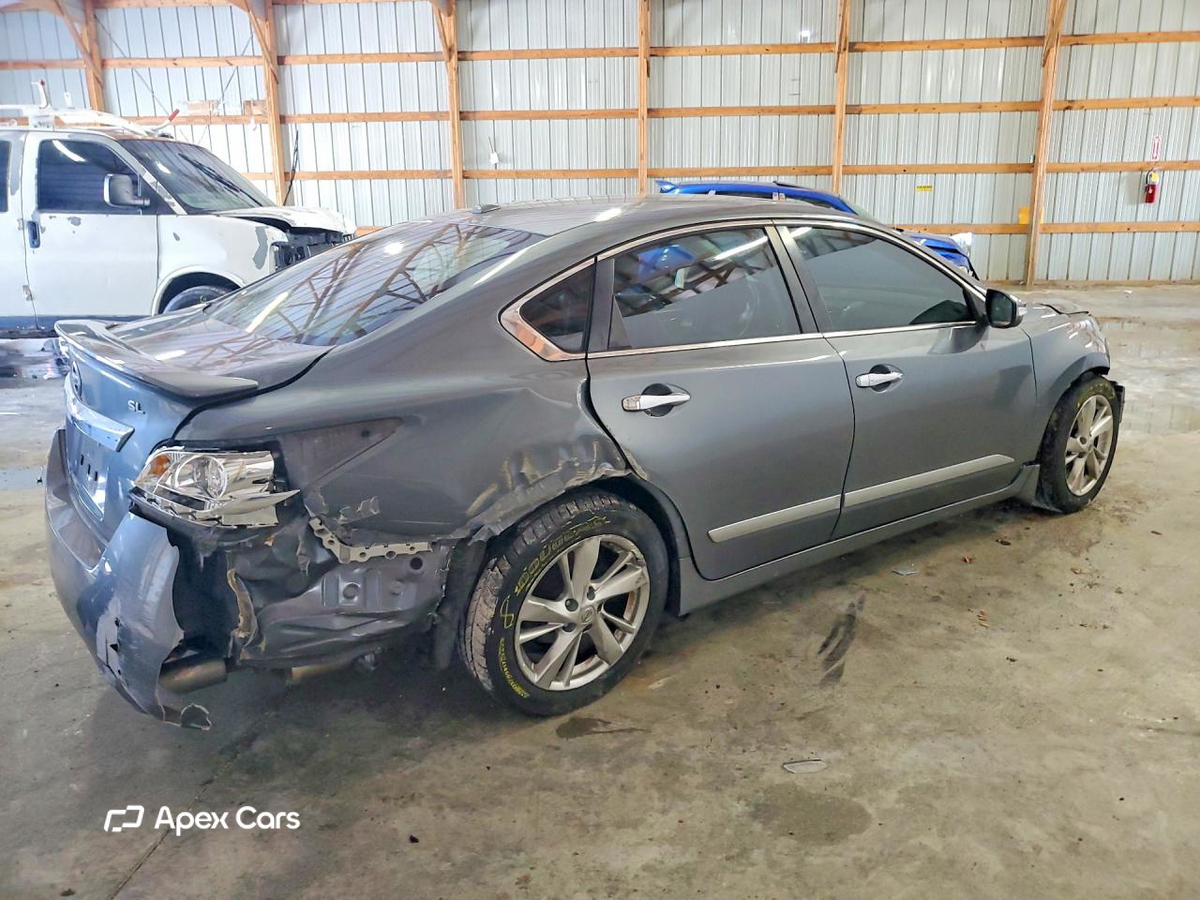 Nissan Altima 2015