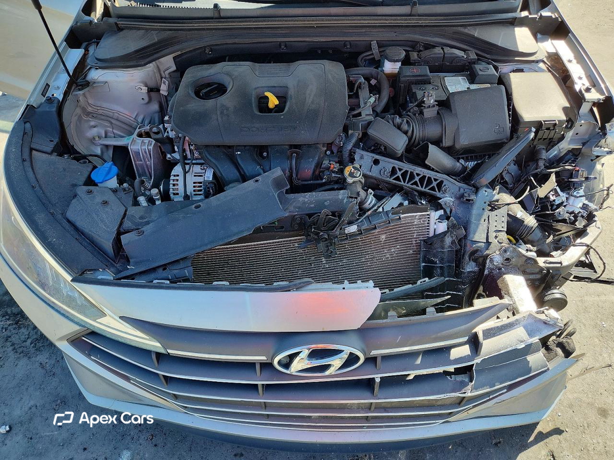 Hyundai Elantra 2020