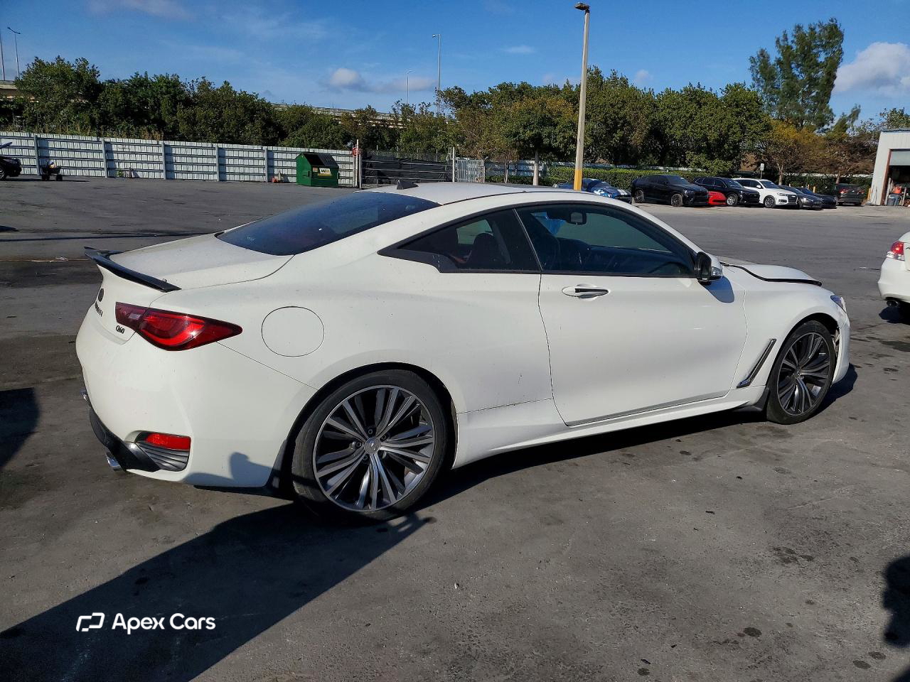Infiniti Q60 2017