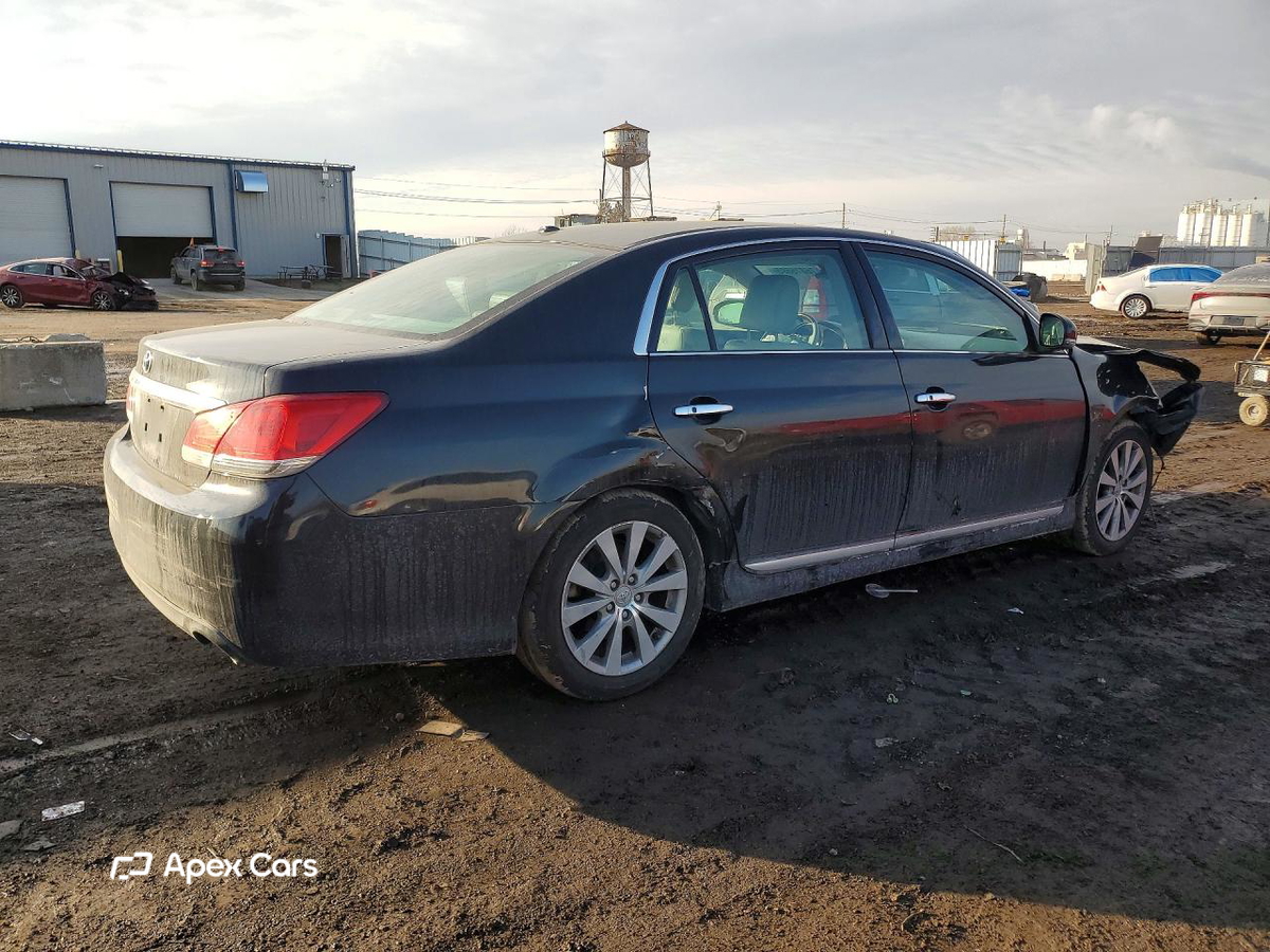 Toyota Avalon 2012