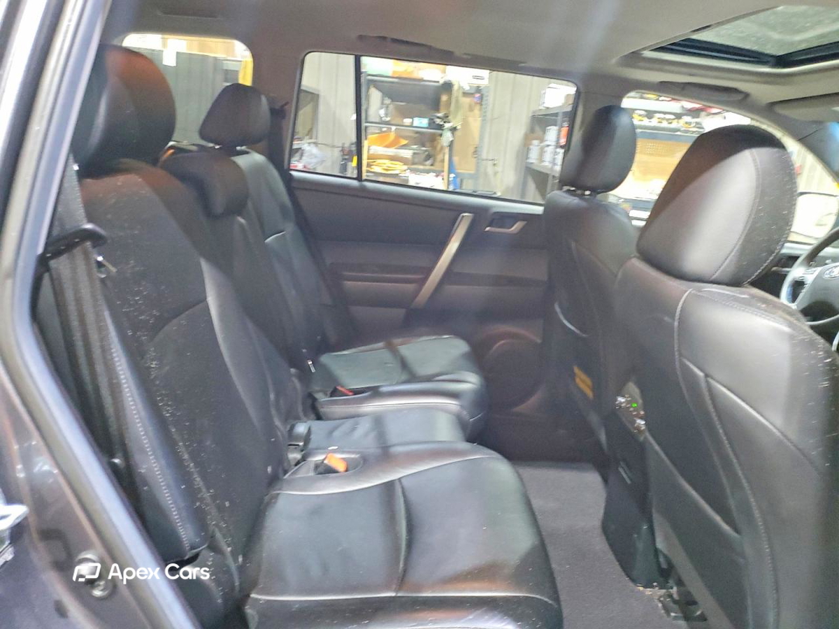 Toyota Highlander 2013