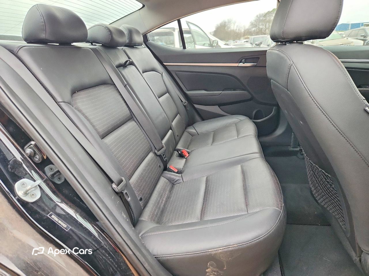 Hyundai Elantra 2019