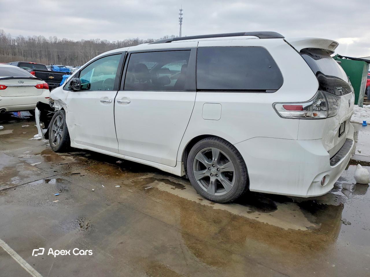 Toyota Sienna 2017