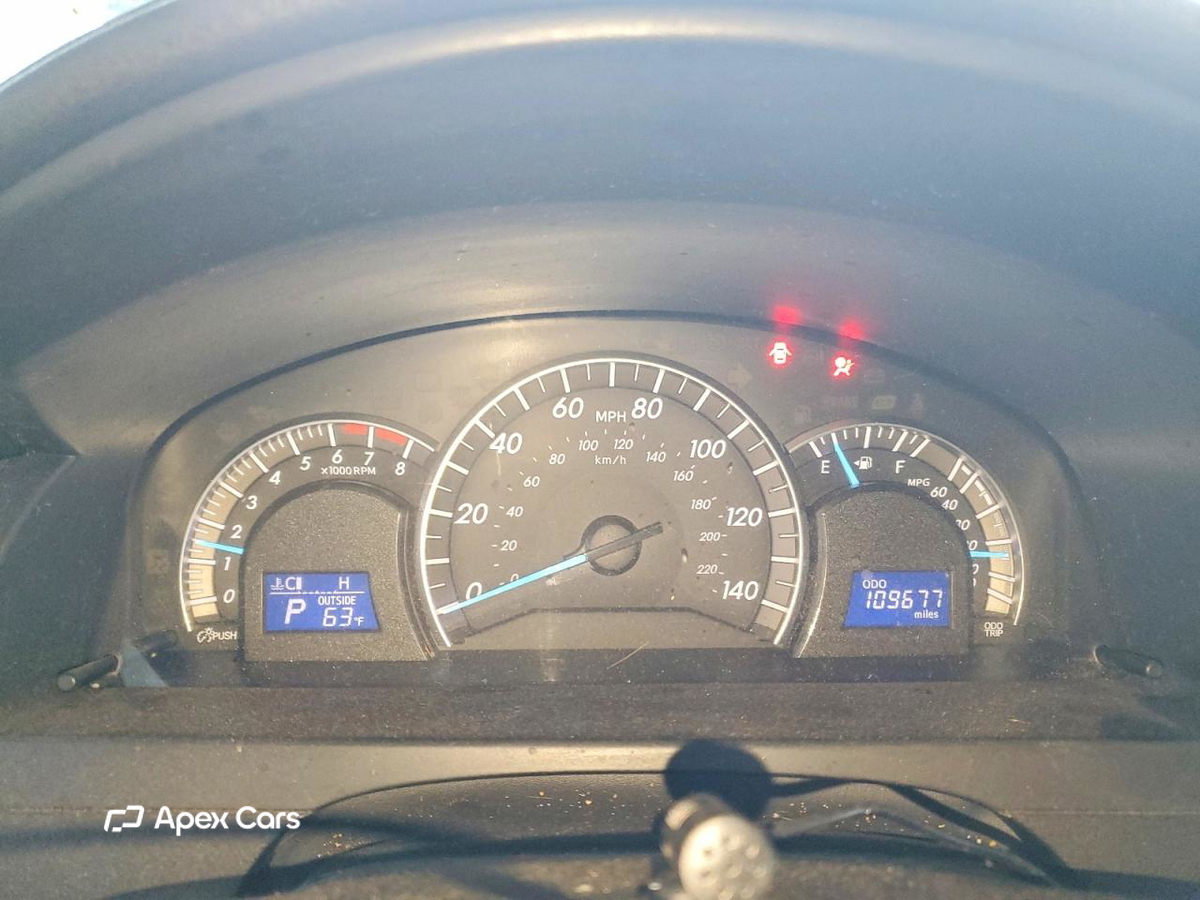 Toyota Camry 2012