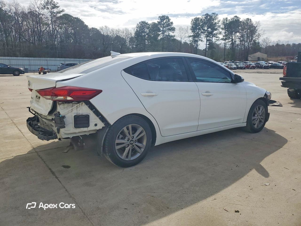 Hyundai Elantra 2018