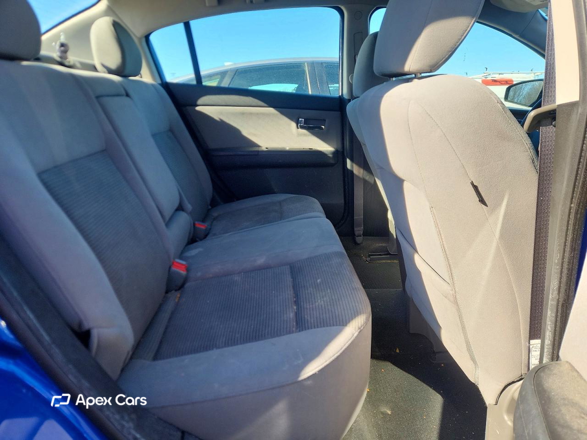Nissan Sentra 2012