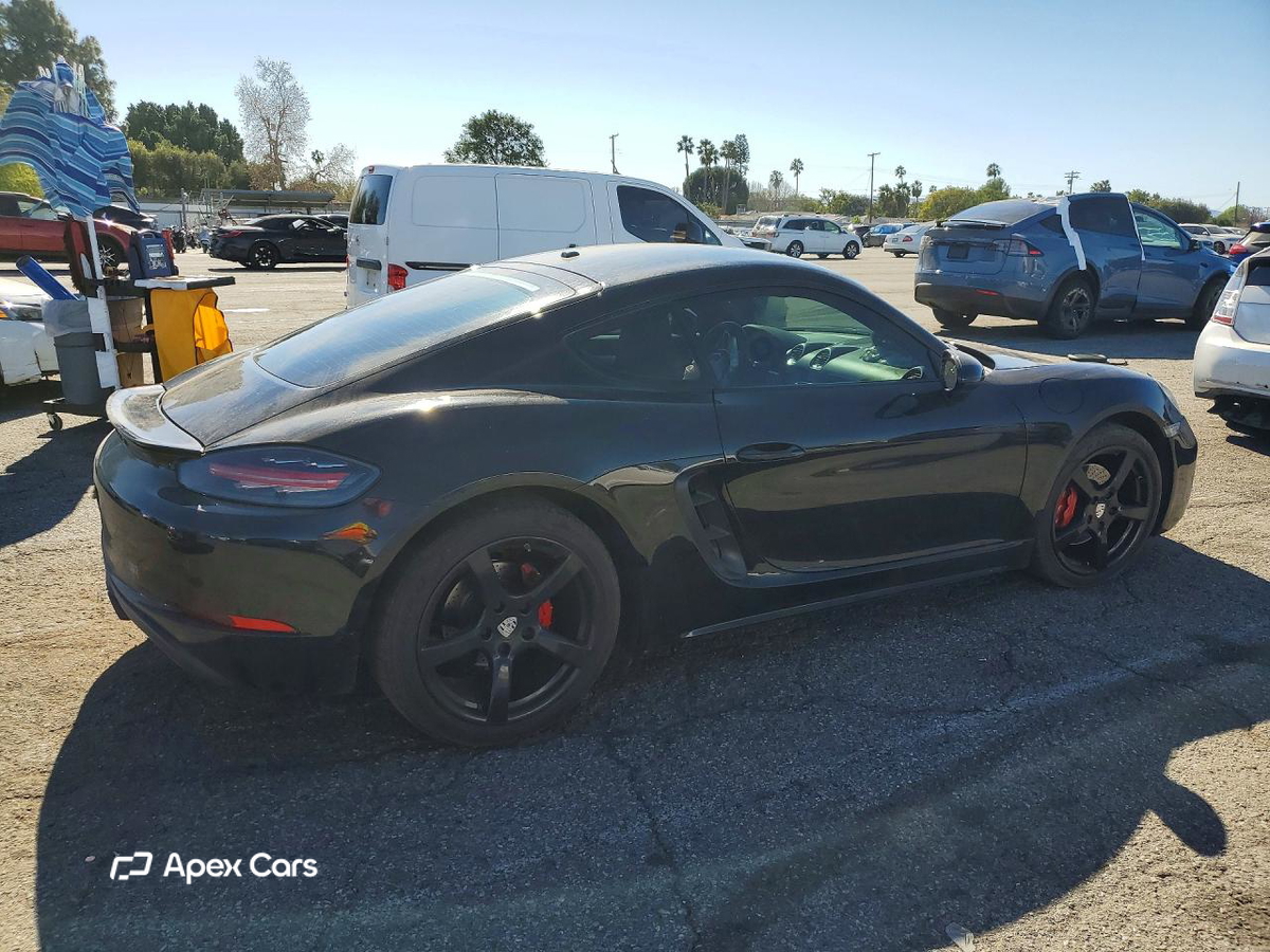 Porsche Cayman 2018