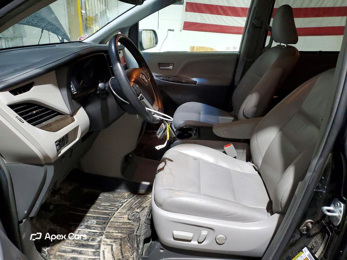 Toyota Sienna 2017