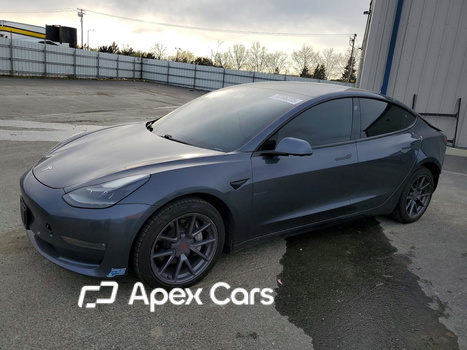 Tesla Model 3 2021 - Image 1 of 14