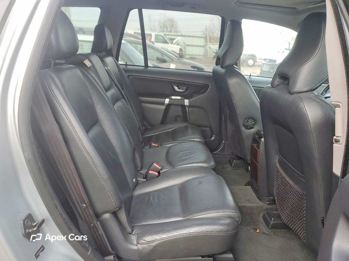 Volvo XC90 2011