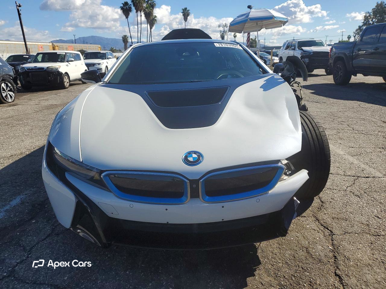 BMW i8 2016